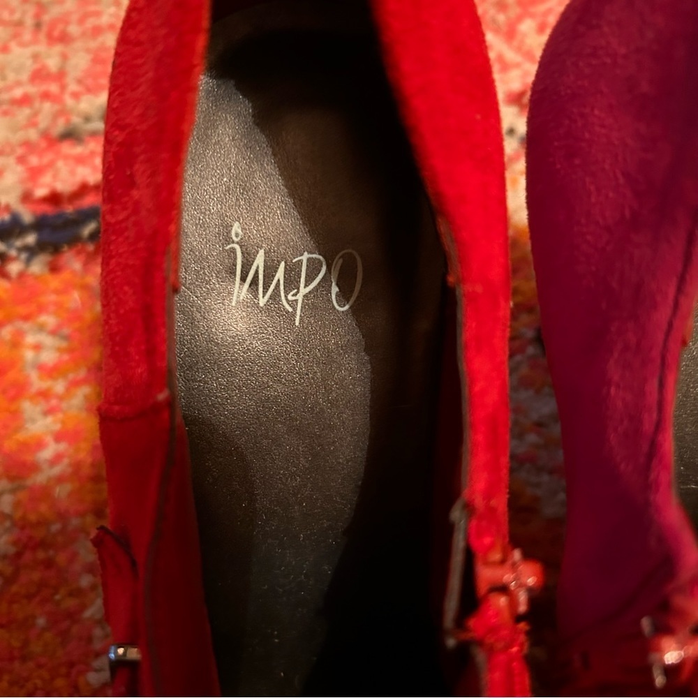 Impo Sadie Red Slip on Ankle boots, zip up with buckle. Size 8 - Picture 4 of 8